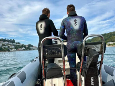 private diving boat hire
